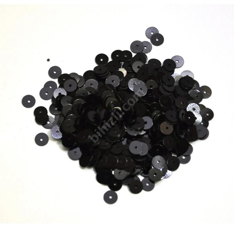 Süsleme Pulu 6 Mm ( Ortadan Delikli ) 10 Gram Siyah Renk